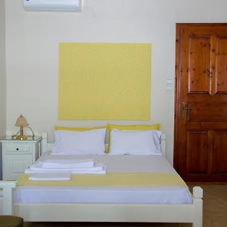 Apartment Paradise &